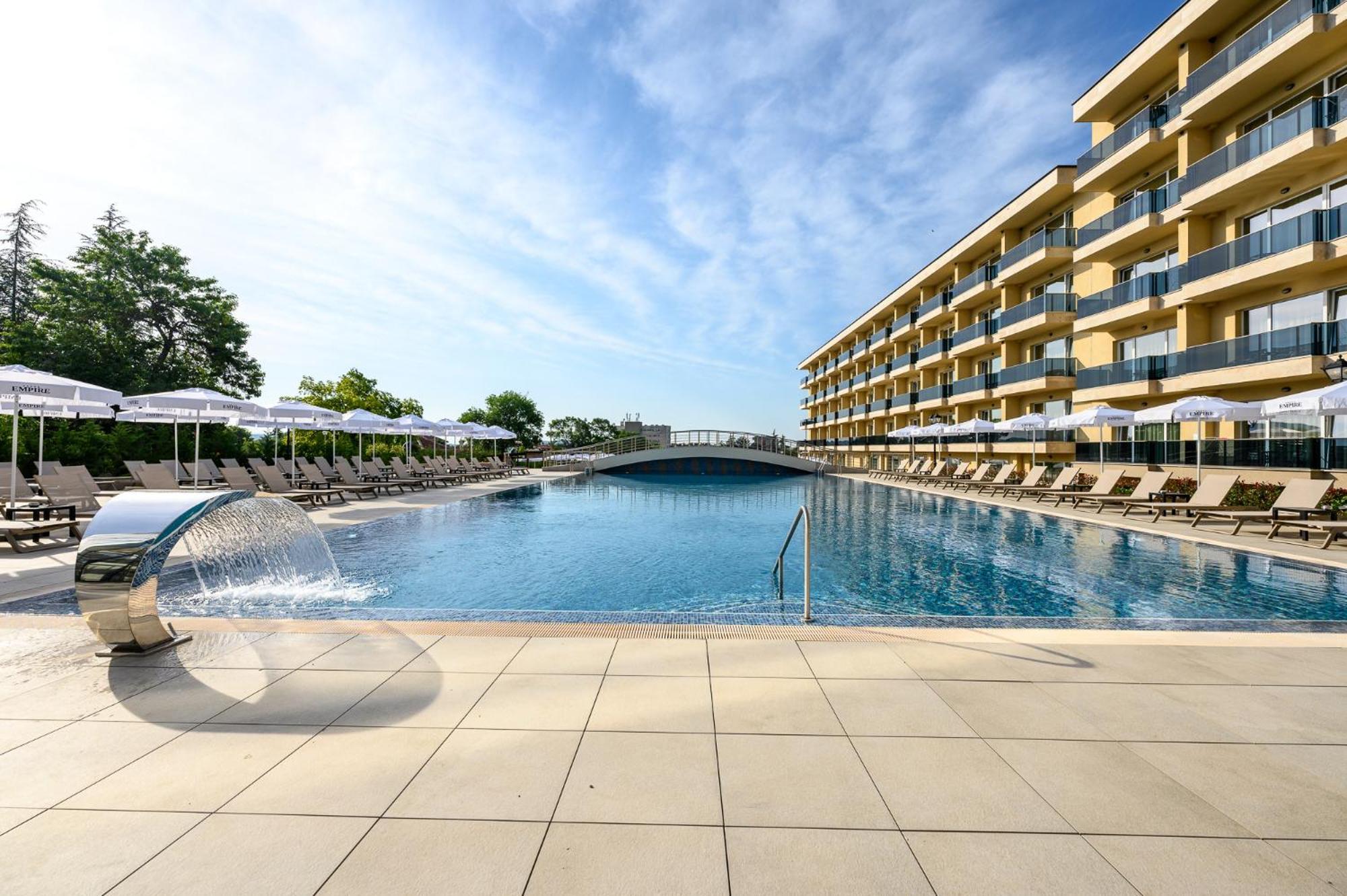 Empire Balneo & Spa Hotel Hisarya Esterno foto