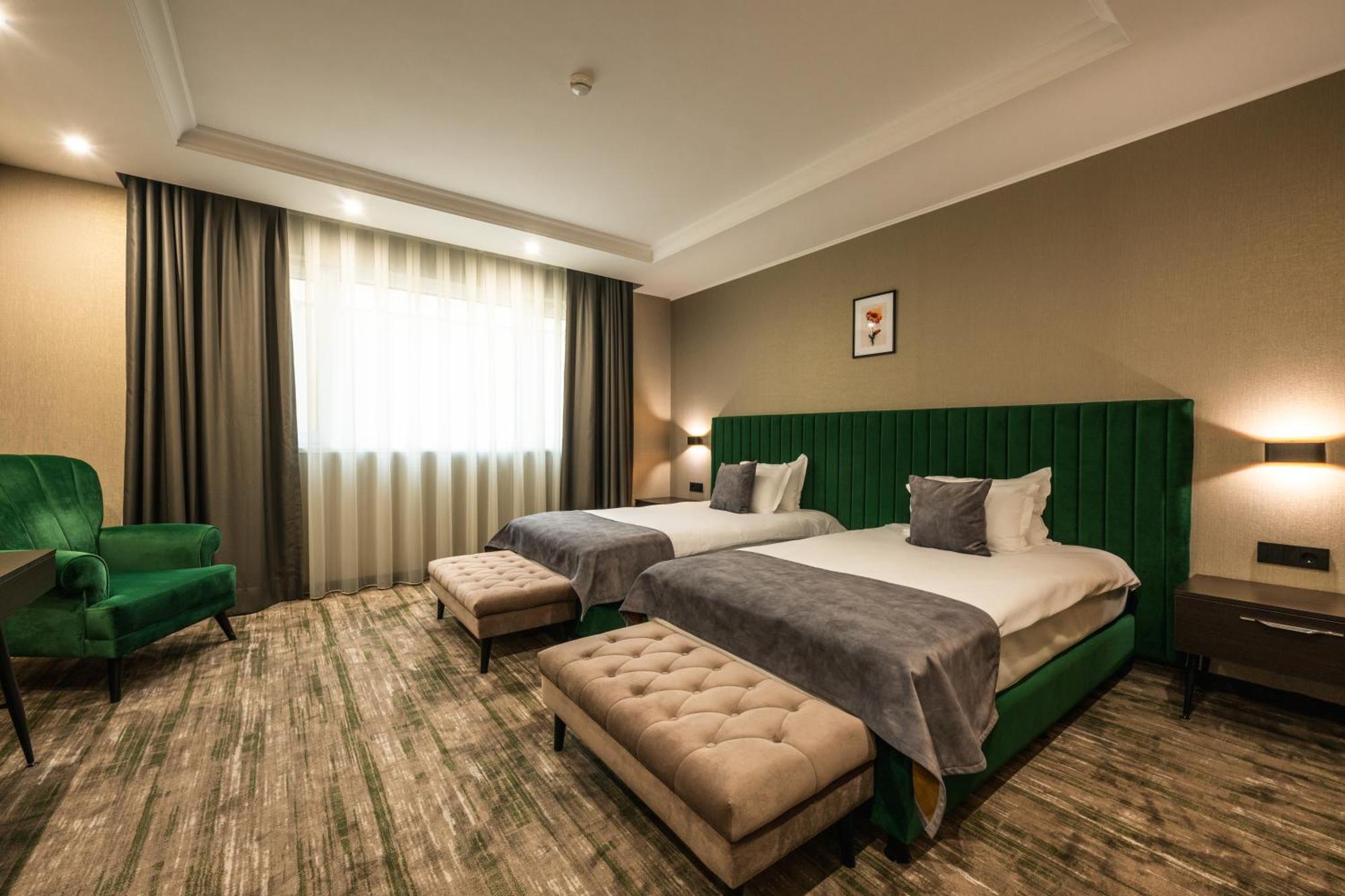Empire Balneo & Spa Hotel Hisarya Esterno foto