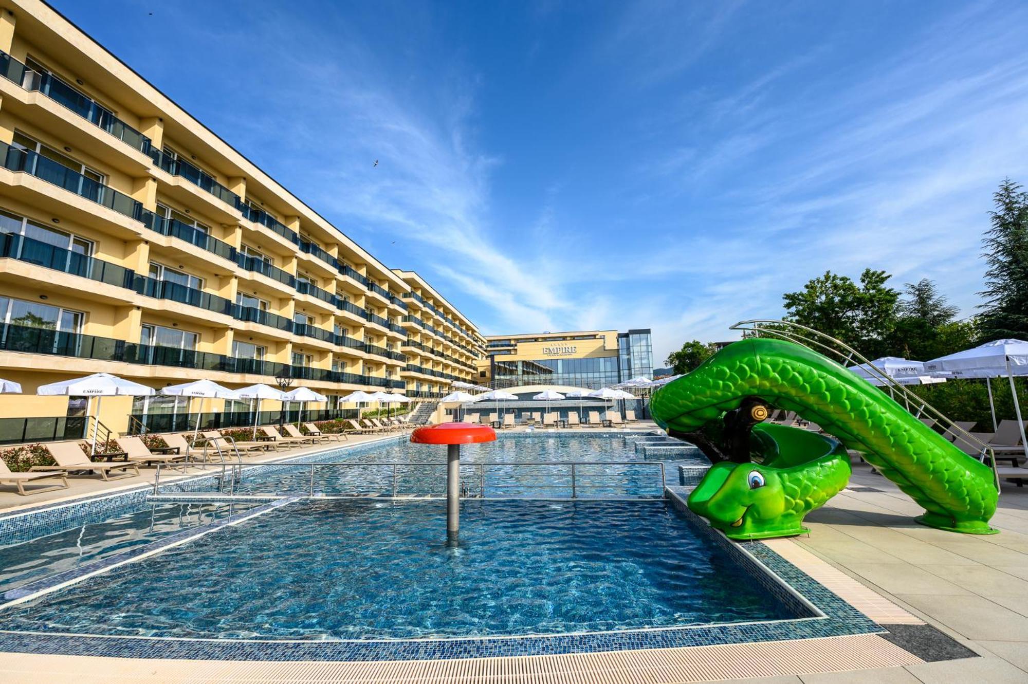 Empire Balneo & Spa Hotel Hisarya Esterno foto