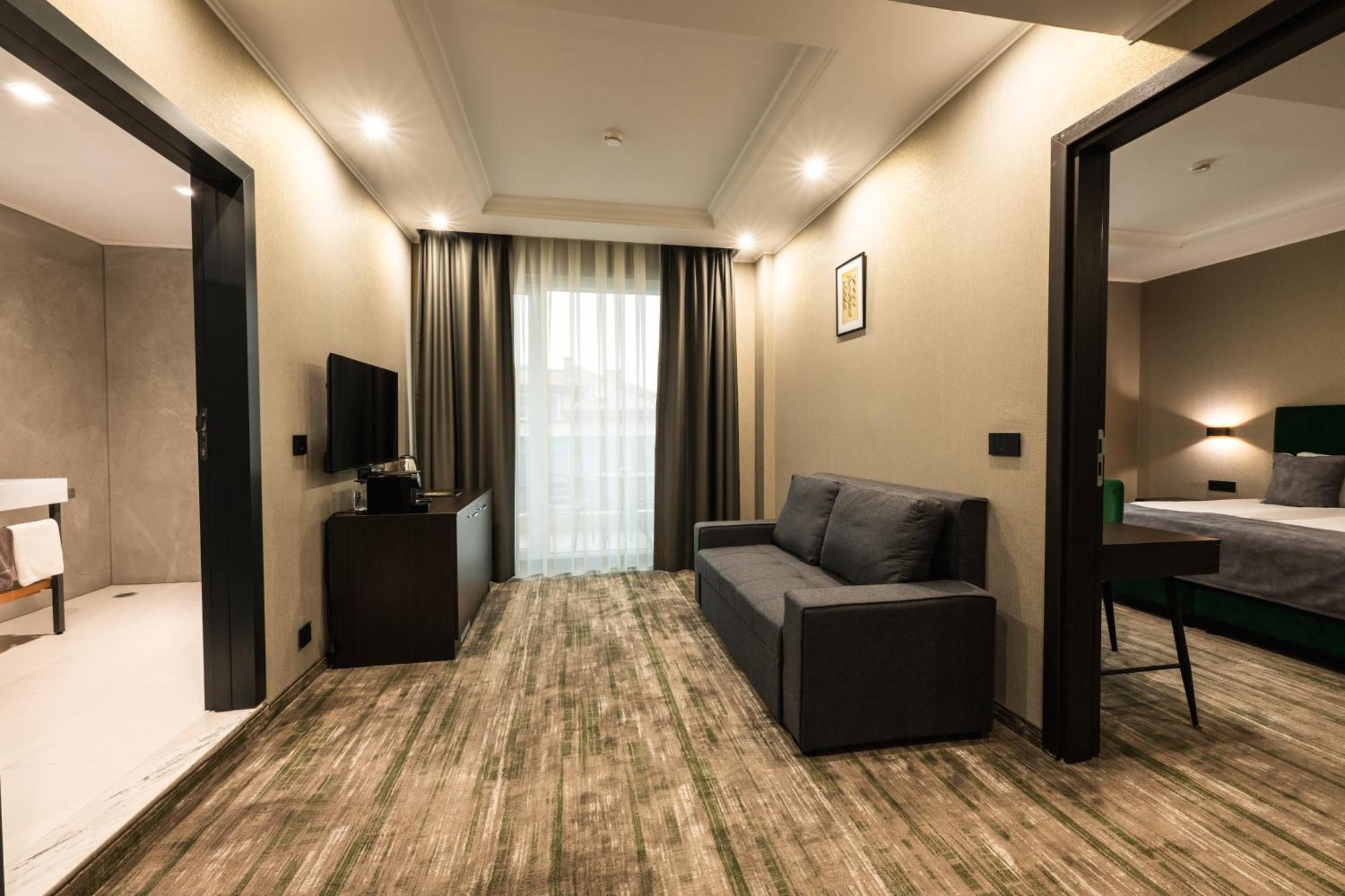 Empire Balneo & Spa Hotel Hisarya Esterno foto
